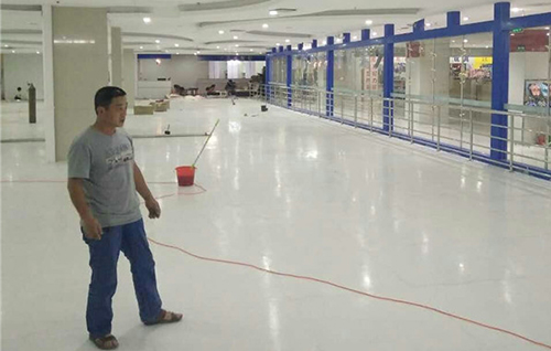 旱冰场应用实图